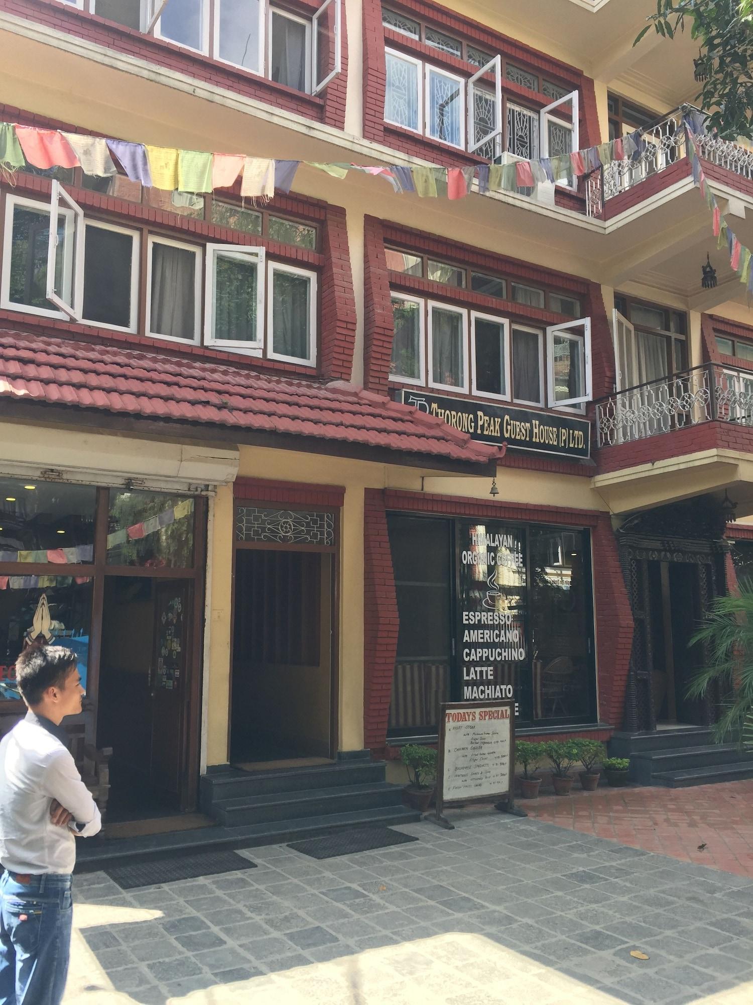 Hotel Thorong Peak Катманду Екстериор снимка