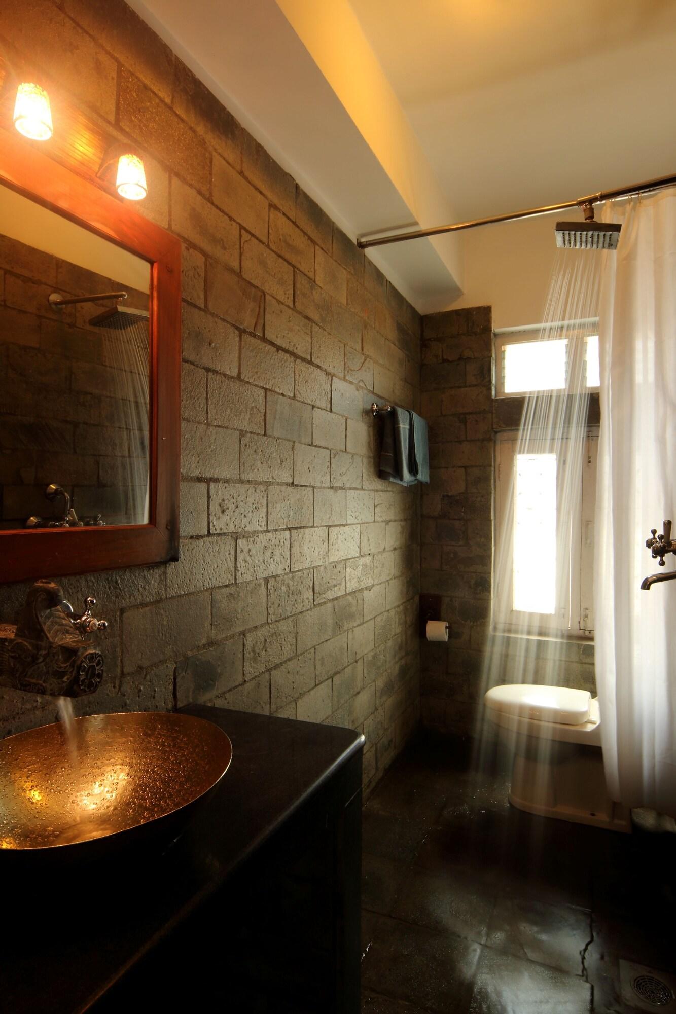 Hotel Thorong Peak Катманду Екстериор снимка